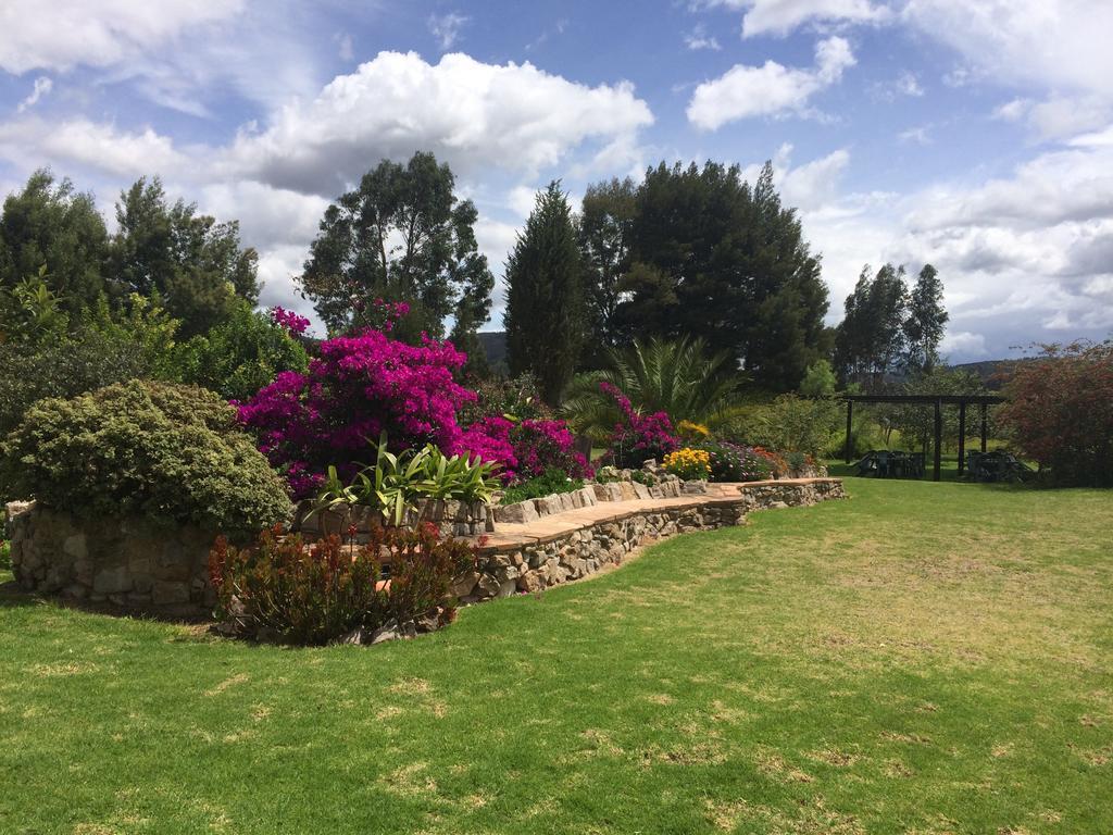 Hotel San Luis De Ucuenga Nobsa Exteriör bild