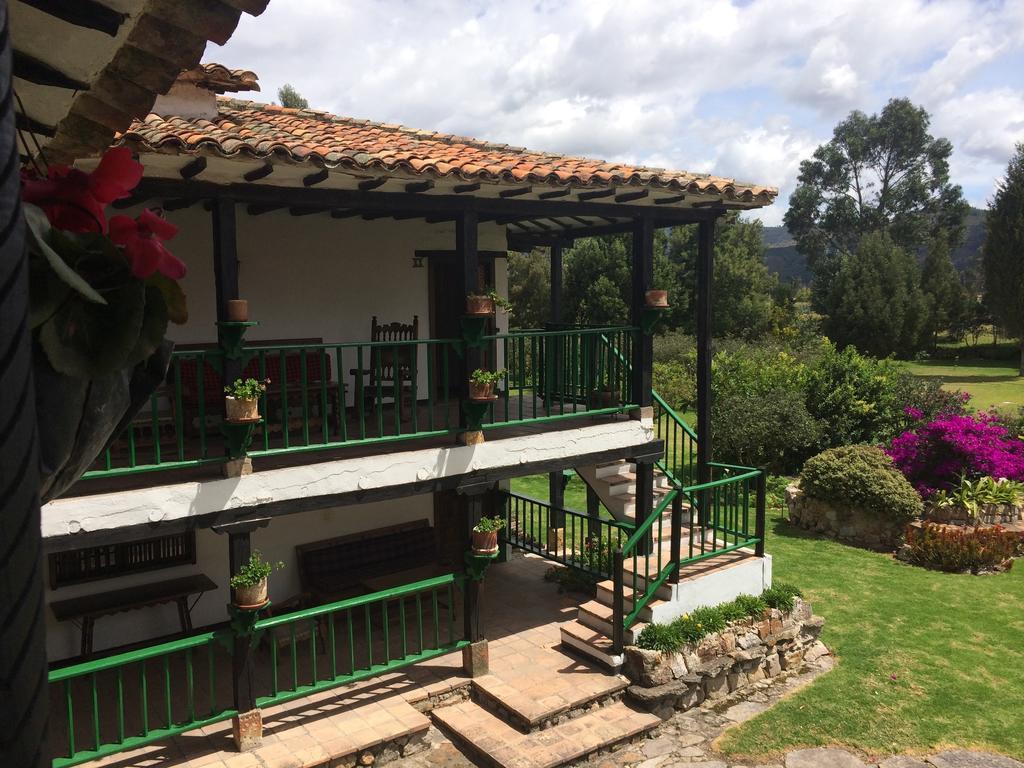 Hotel San Luis De Ucuenga Nobsa Exteriör bild