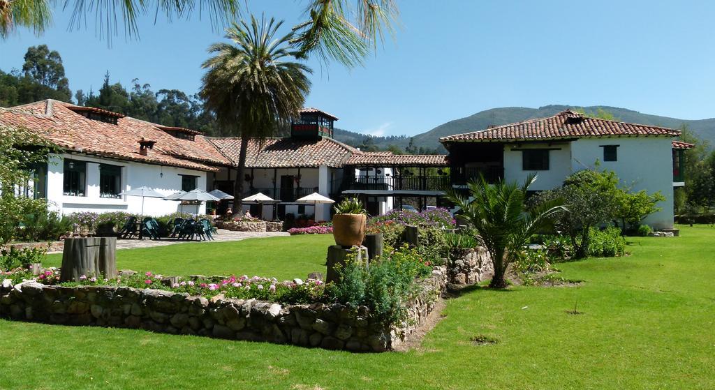Hotel San Luis De Ucuenga Nobsa Exteriör bild