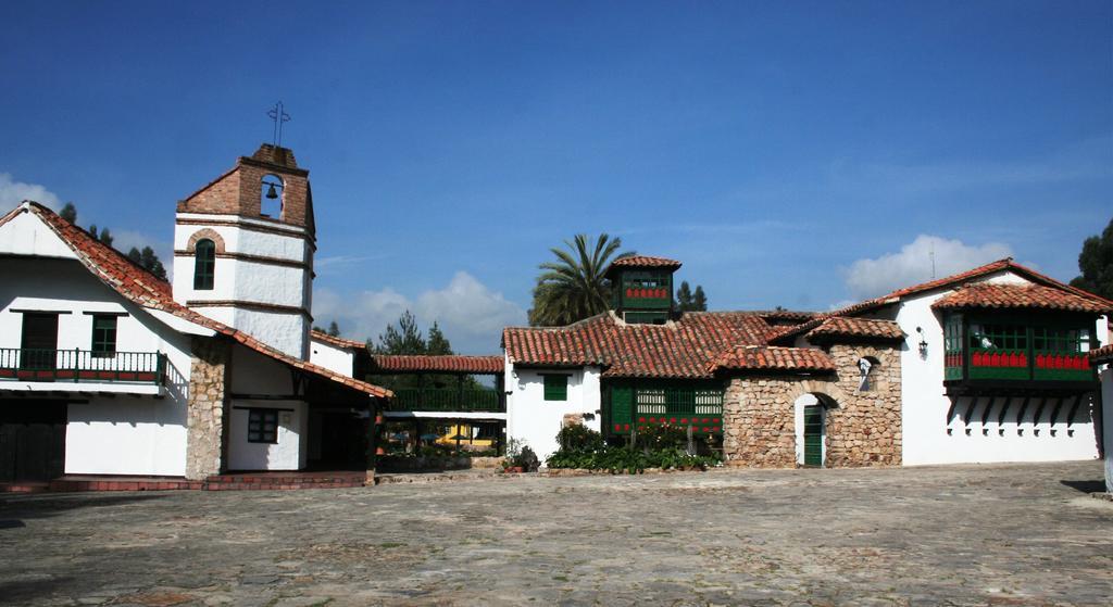 Hotel San Luis De Ucuenga Nobsa Exteriör bild