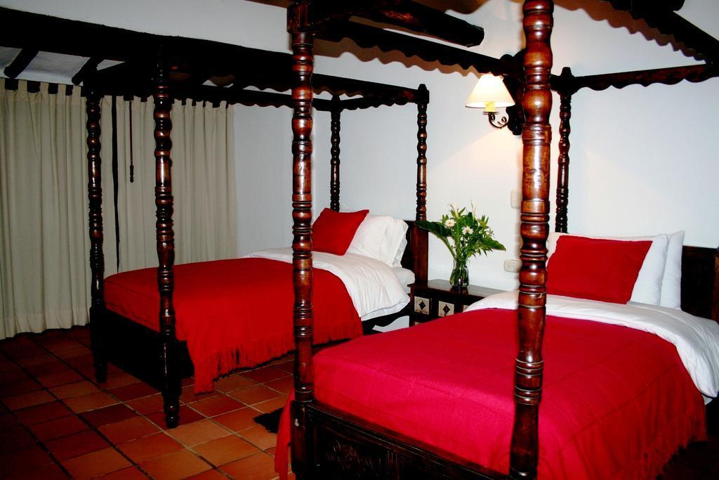 Hotel San Luis De Ucuenga Nobsa Exteriör bild